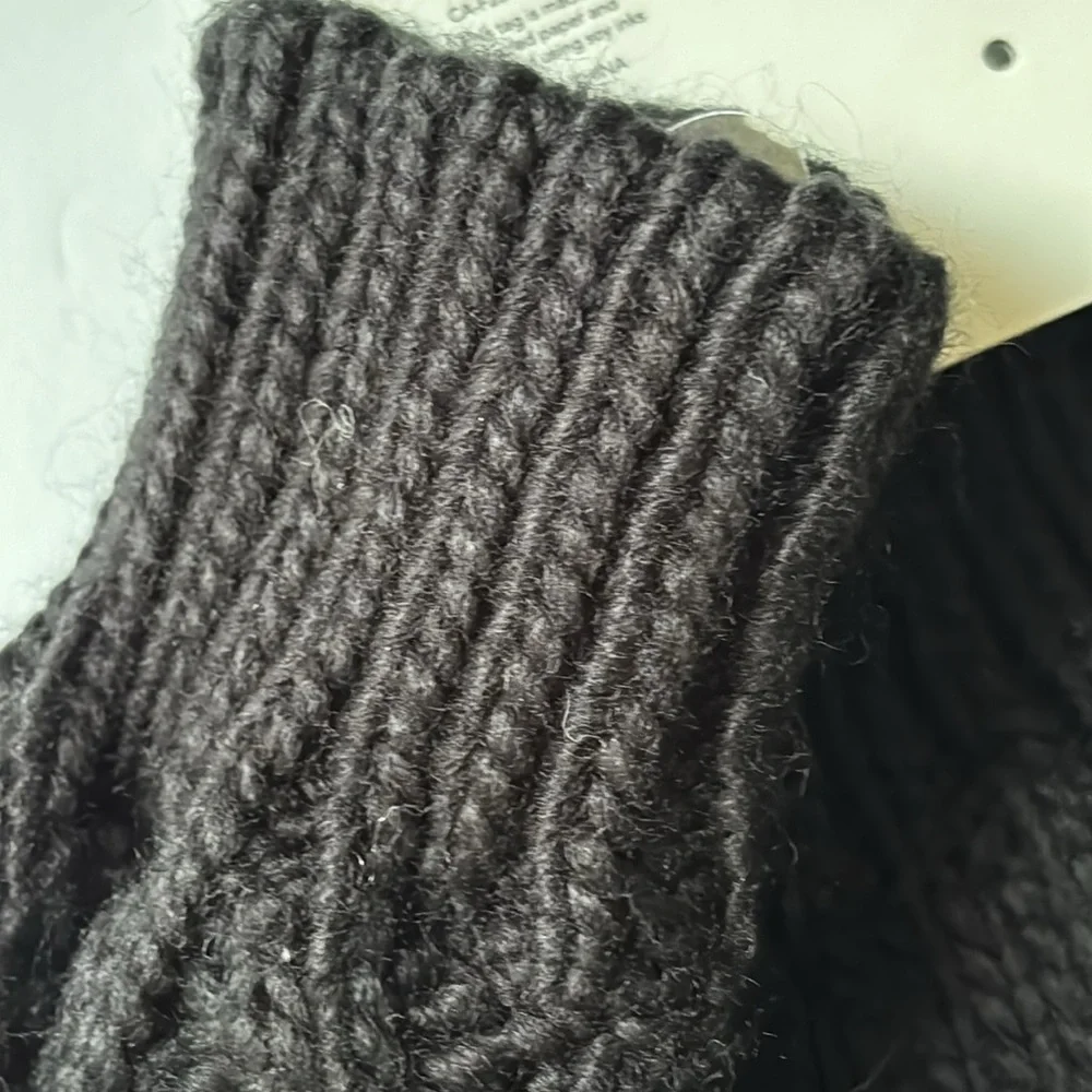CALIA Women’s Black Cable Knit Pop Top Mittens